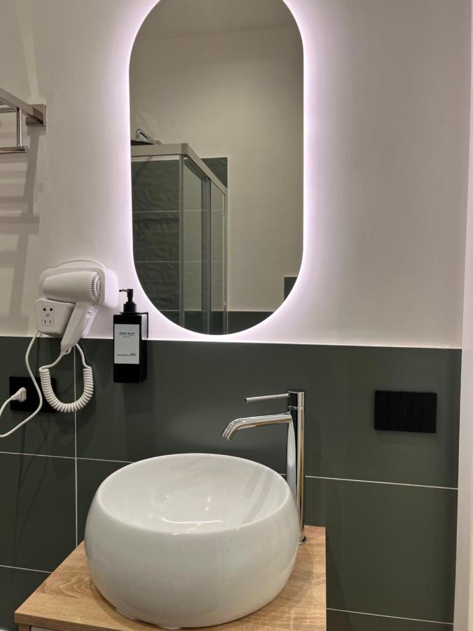Отель Relais Cavour Napoli Экстерьер фото